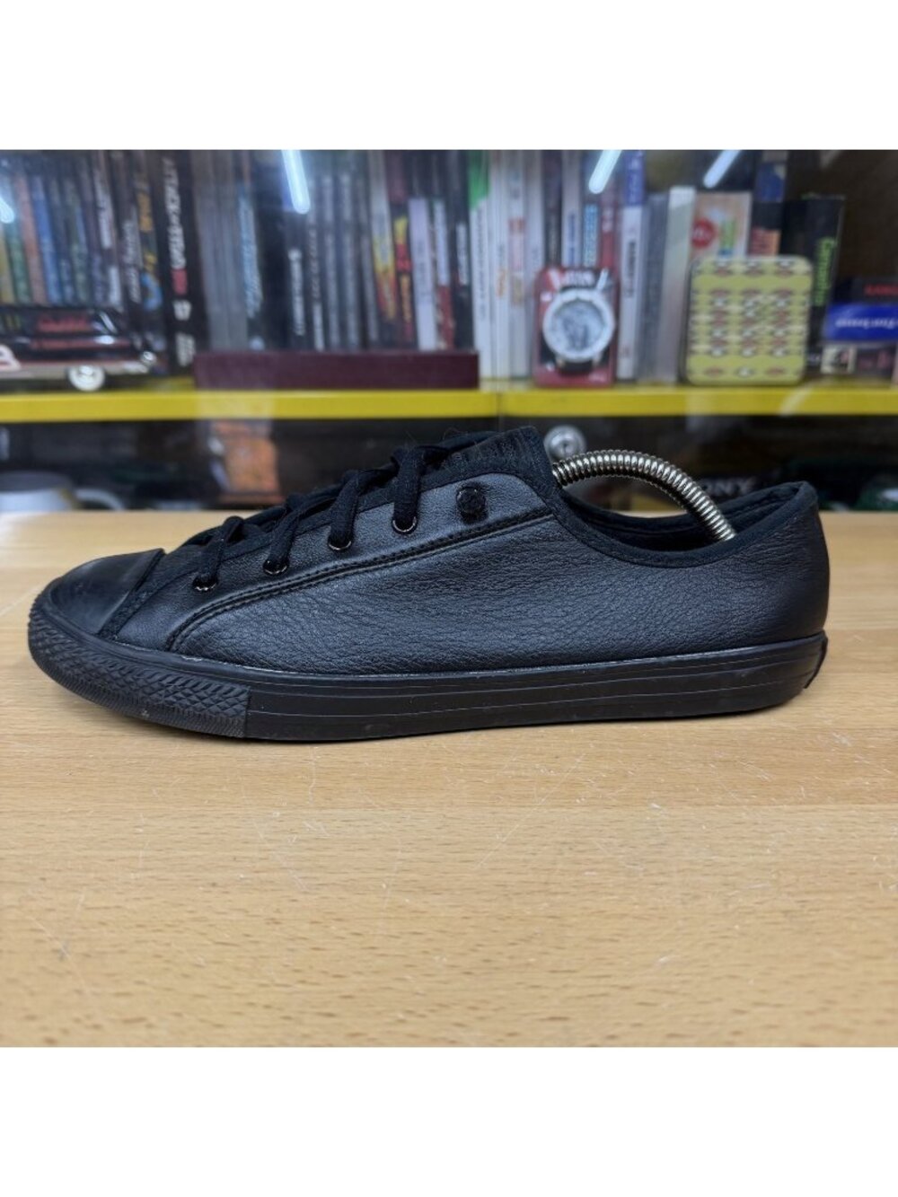 Converse Chuck Taylor All Star Dainty Low Black Leather Women's Size 8.5 564986C